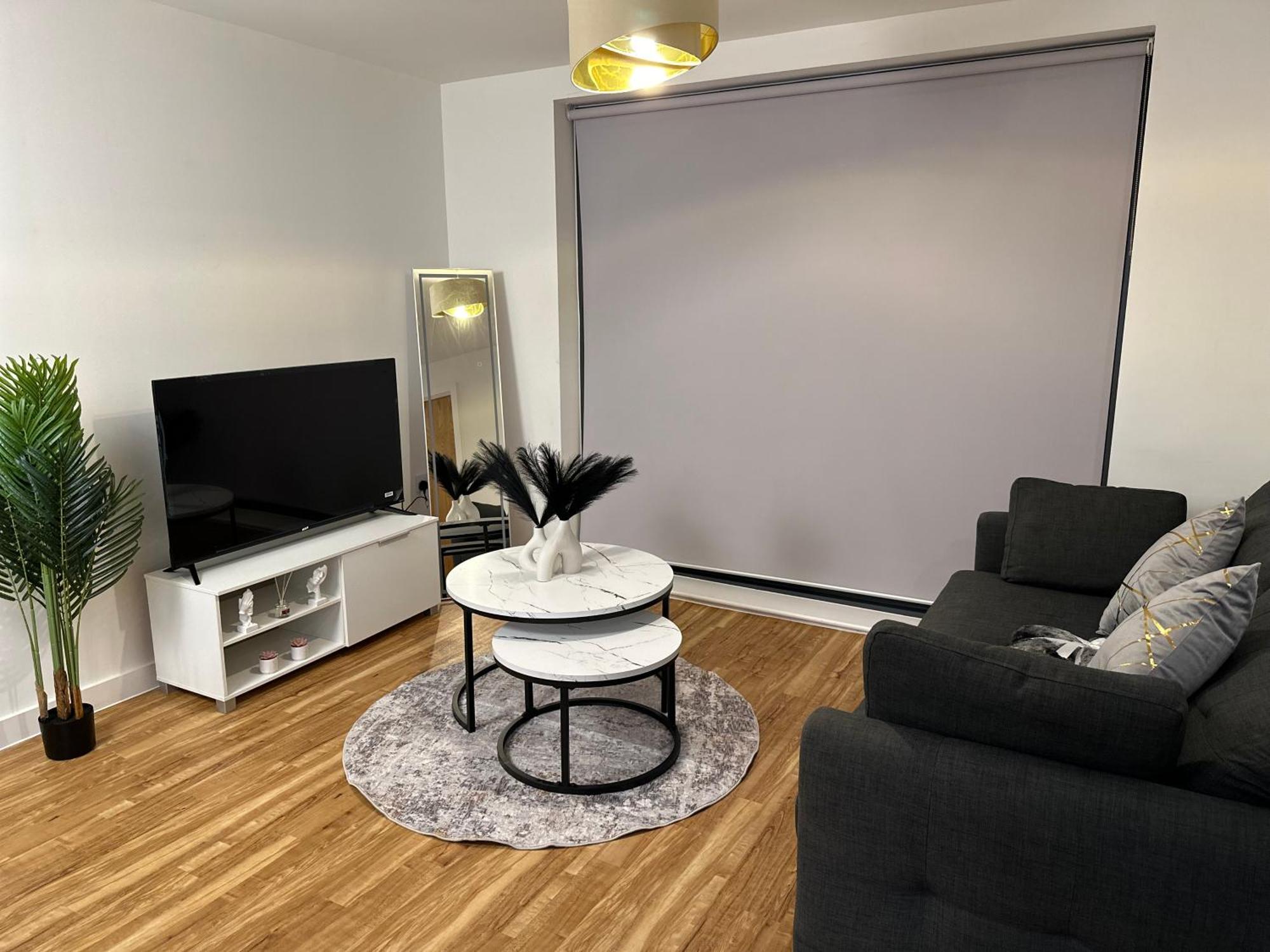 Luxury 2-Bed High-Rise In Manchester With Parking Экстерьер фото