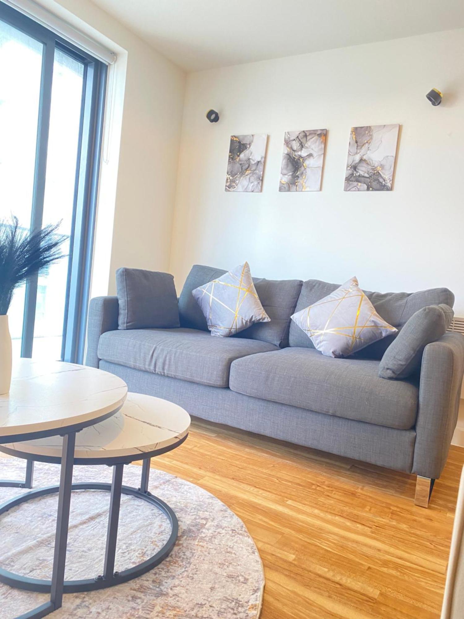 Luxury 2-Bed High-Rise In Manchester With Parking Экстерьер фото